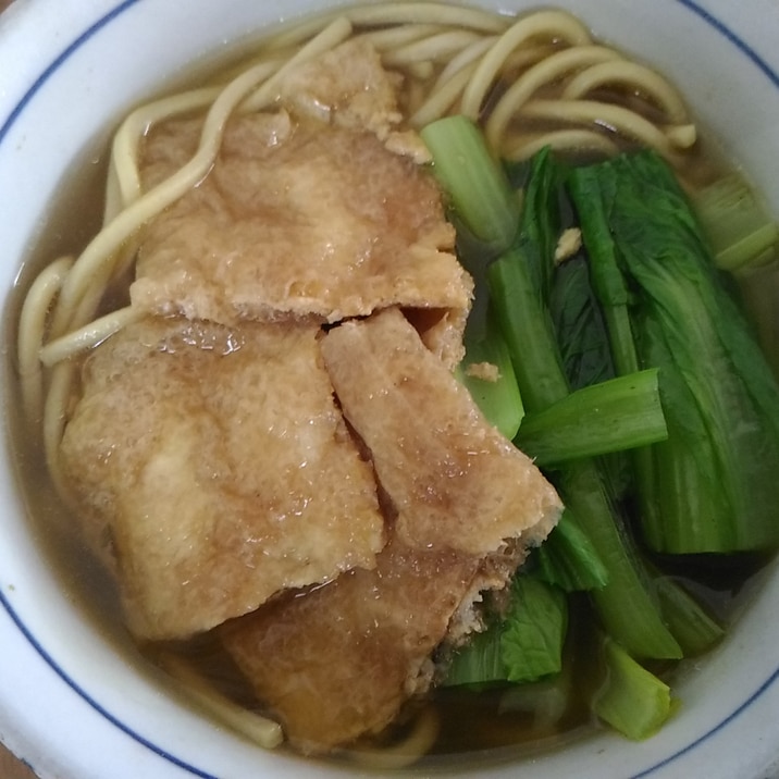 小松菜入りのカレーきつね蕎麦